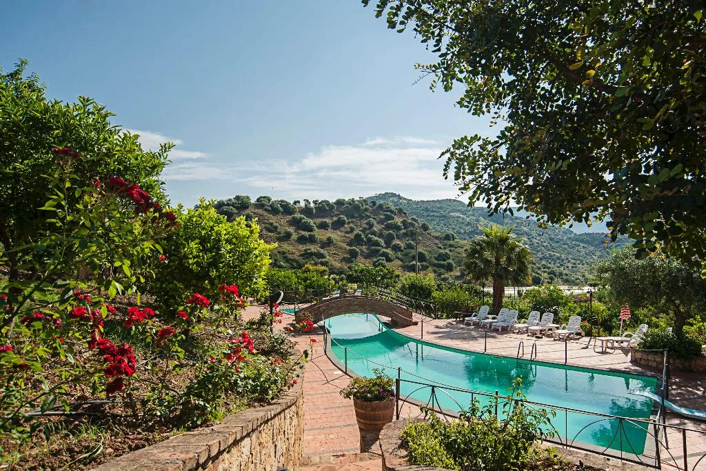 Pool, Azienda Agrituristica Bergi, Palermo