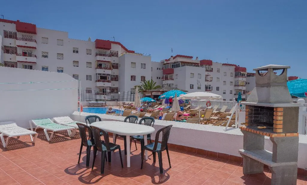APARTMENT CAPACITY 6 TWO BEDROOMS Room, Tinerfe Garden, Tenerife