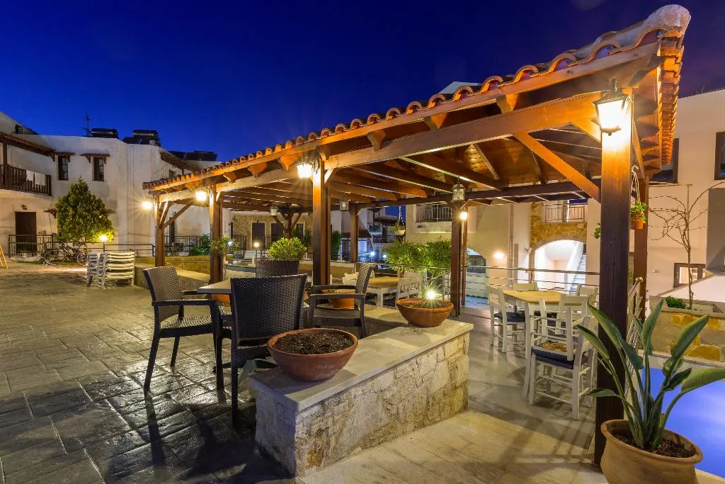 Restaurant, Ledra Maleme, Crete