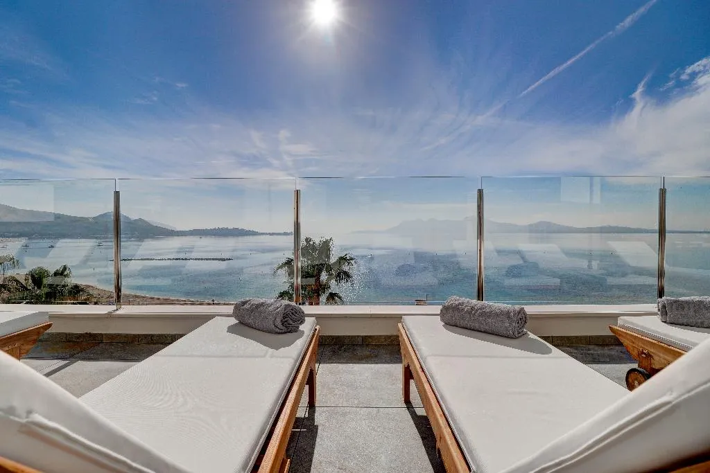 Terrace, Hoposa Pollentia, Majorca