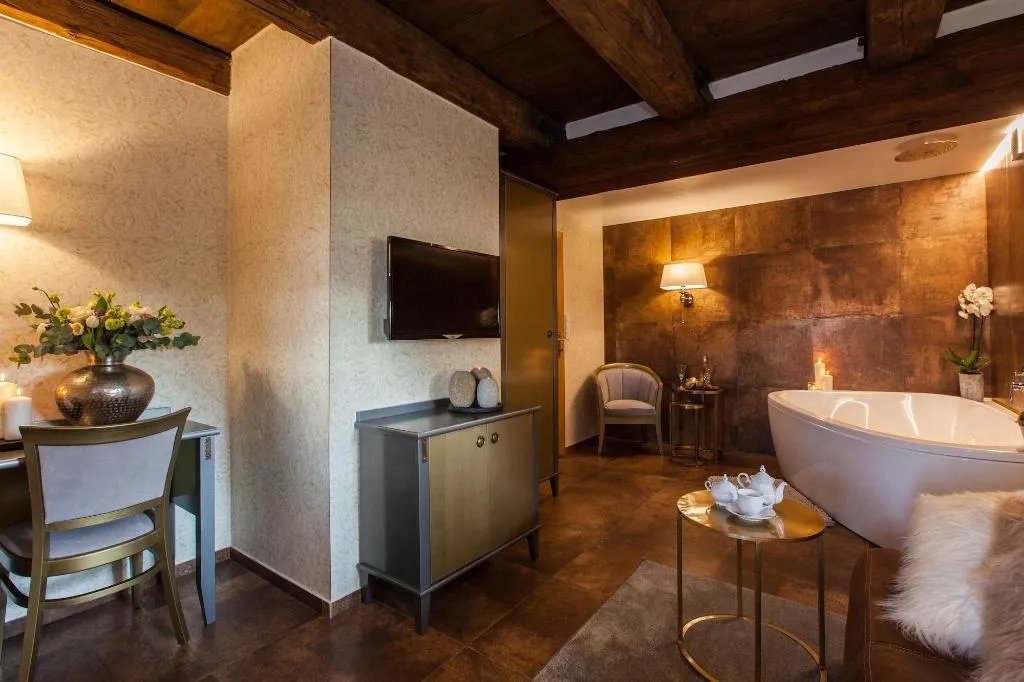Room, Pytloun Chateau Hotel Ctenice, Prague