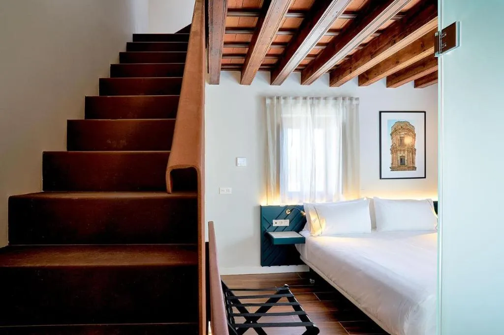 Room, Tandem Torres De Cádiz Suites, Costa De La Luz