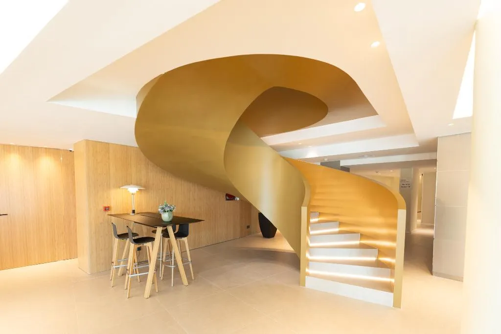 Lobby, Calipolis, Costa Brava
