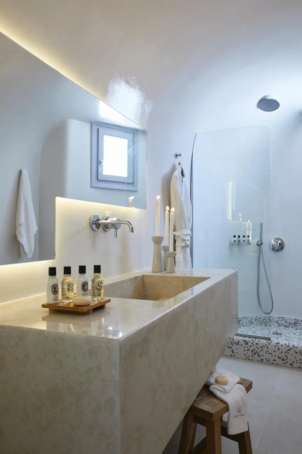VILLA WITH PRIVATE POOL Room, Celestia Grand, Santorini