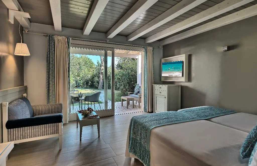 BUNGALOW DELUXE Room, Forte Village Resort Le Palme, Cagliari
