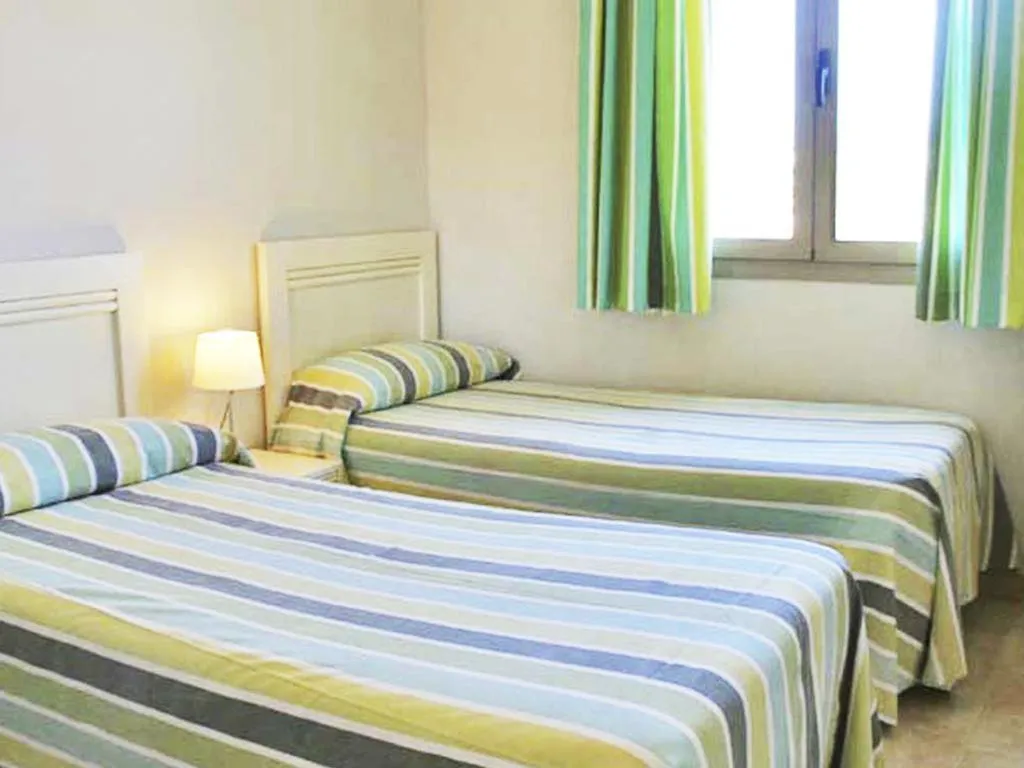 APARTMENT CAPACITY 6 TWO BEDROOMS Room, Esmeralda Suites, Costa Blanca