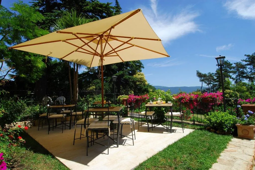 Sports and Entertainment, Albergo Torre Sangiovanni, Perugia