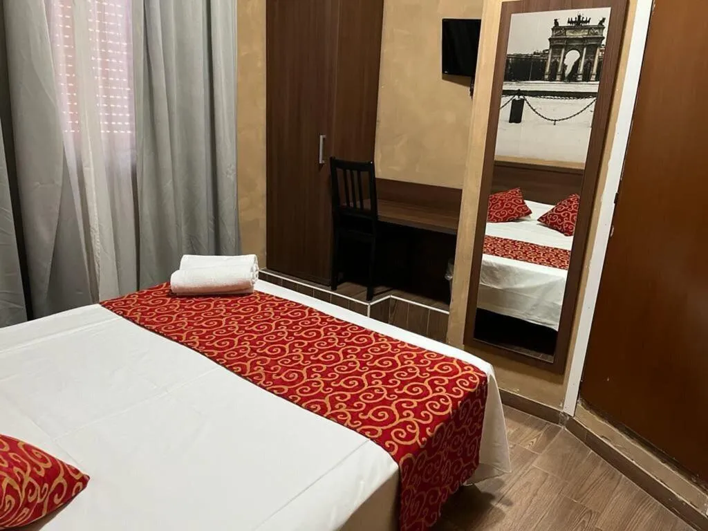 Room, Hotel Corvetto, Milan