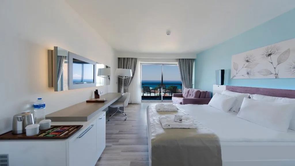 DOUBLE SINGLE USE DELUXE SEA VIEW Room, Flora Garden Ephesus Hotel, Izmir