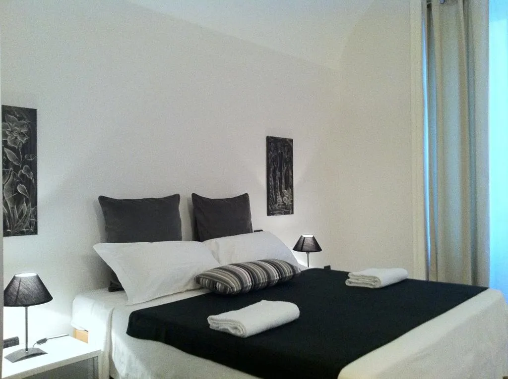 Room, iBed Napoli B&B, Naples