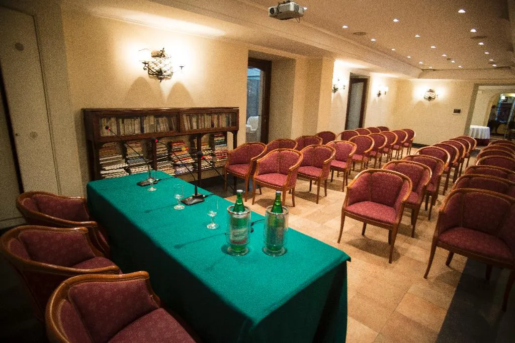 Conferences, Del Real Orto Botanico, Naples