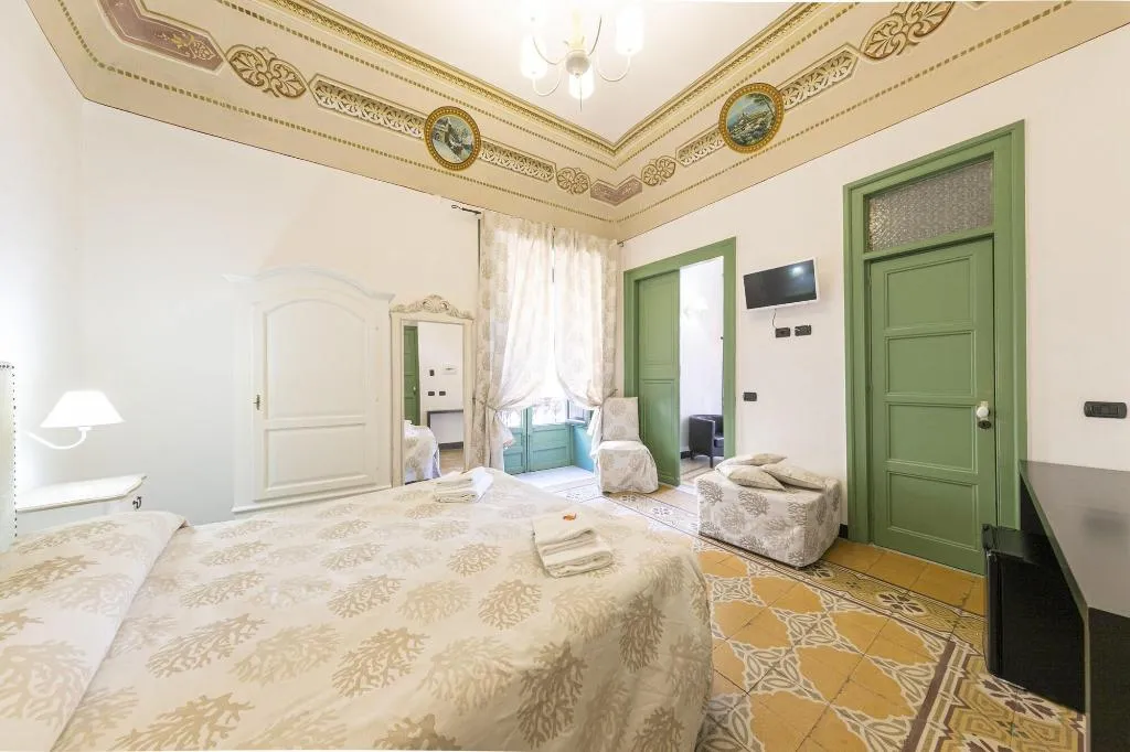 Room, Palazzo Villelmi, Palermo