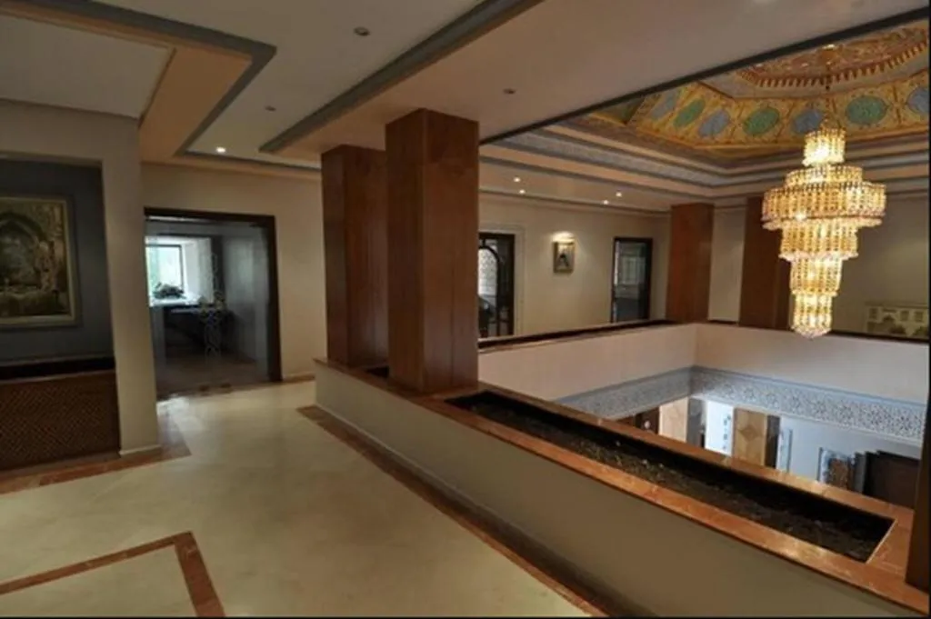 Lobby, Wassim, Fez