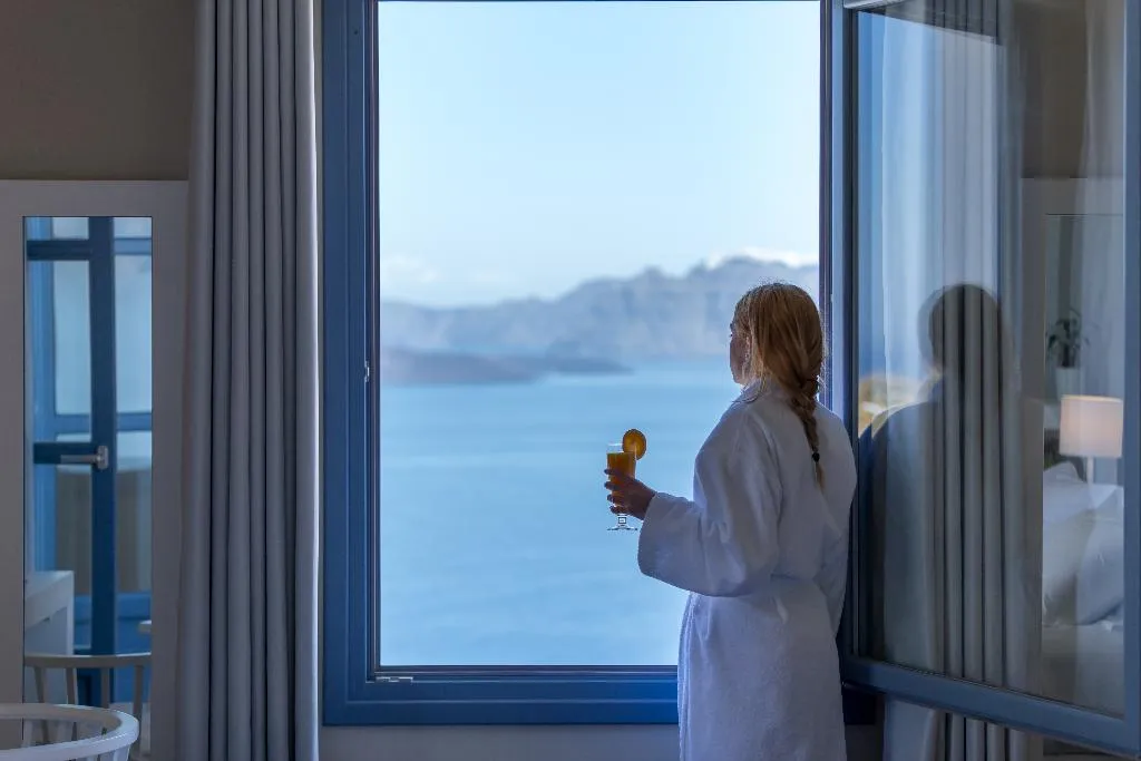 Room, Acroterra Rosa Luxury Suites & Spa, Santorini