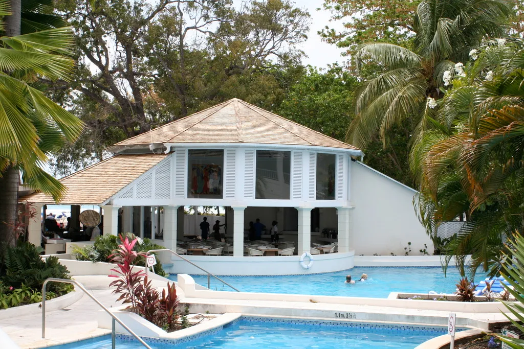 Bar, Savannah Beach, Barbados