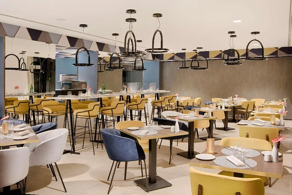 Restaurant, Avani Rio Novo Venice Hotel, Venice
