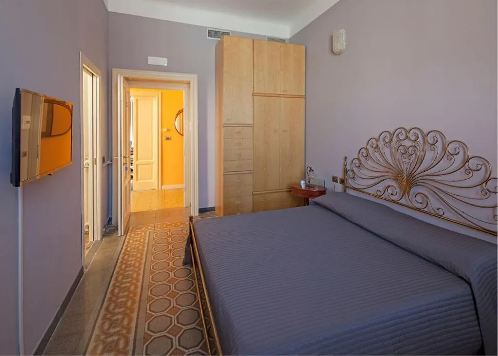 Room, Bed & Breakfast Ekoliving, Milan