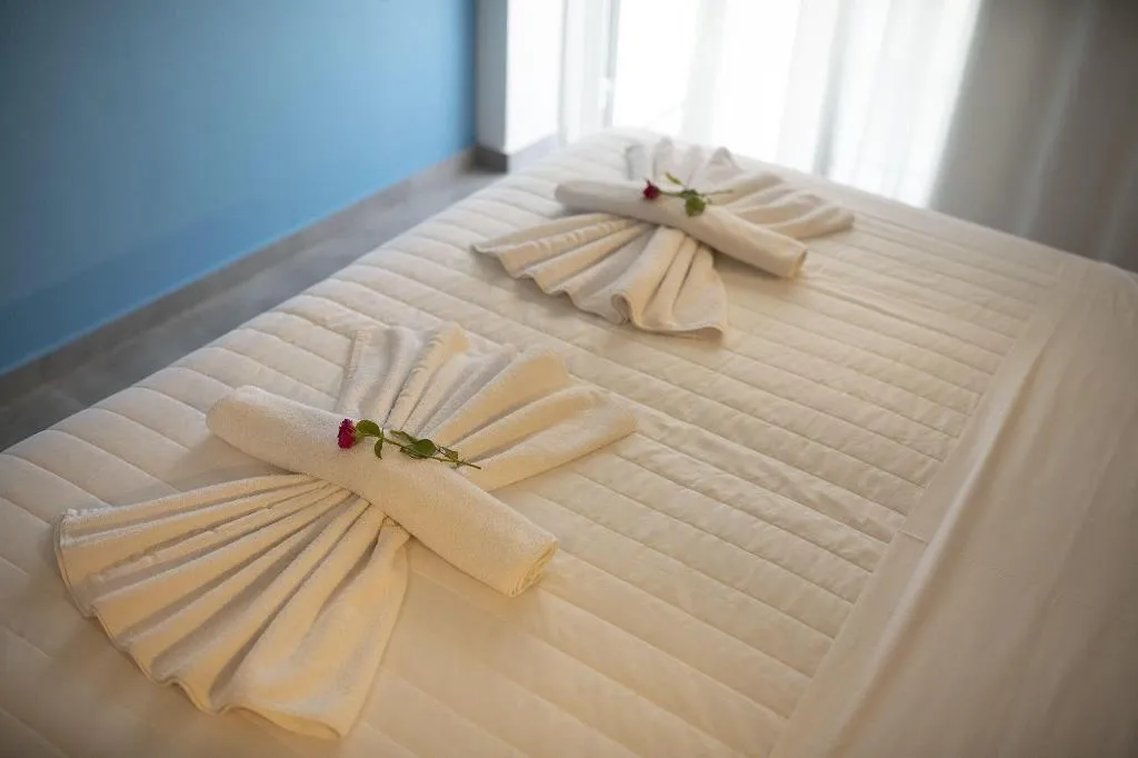 Room, Niriides Hotel, Crete