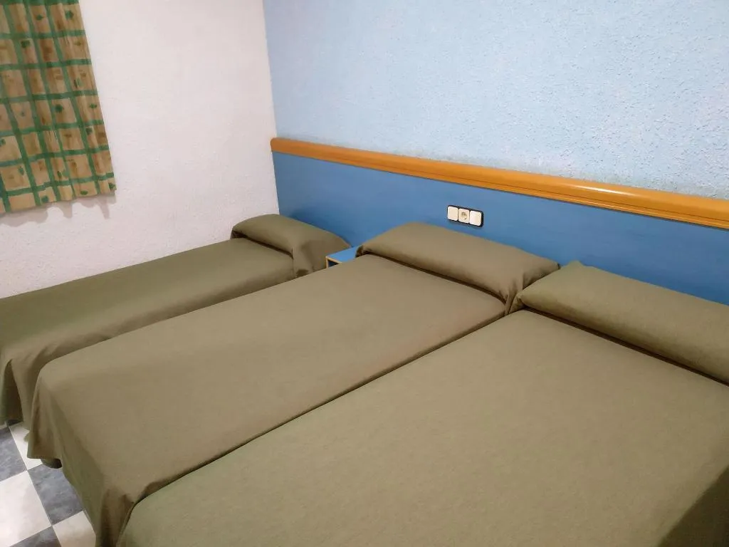 Room, Pensión Miami, Barcelona