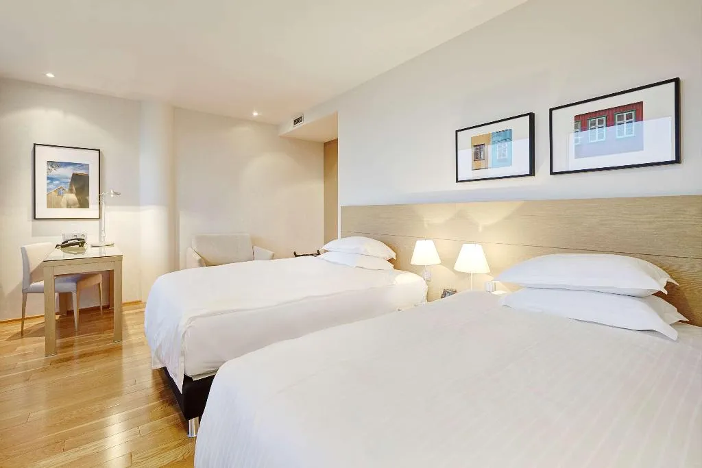 TWIN STANDARD Room, Hilton Reykjavik Nordica, Reykjavik