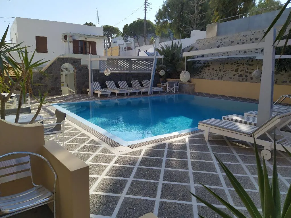 Pool, Sunrise, Santorini