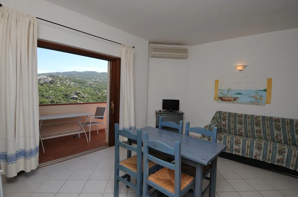 APARTMENT SUPERIOR TWO BEDROOMS Room, Vallemare Residence E Residenza, Olbia