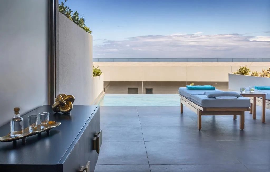 SUITE WITH PRIVATE POOL Room, Castello Boutique Suites By The Sea, Crete