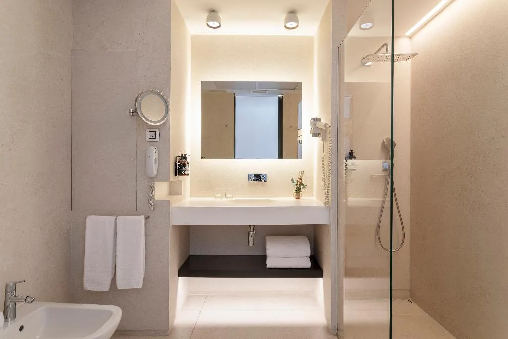 Double or Twin SEA VIEW Room, Innside Alicante Porta Maris, Costa Blanca