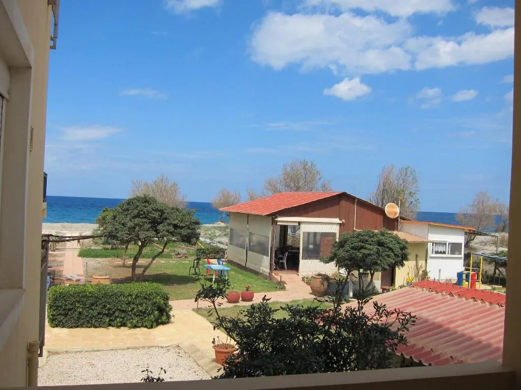 Room, Baladinos Apartments, Crete