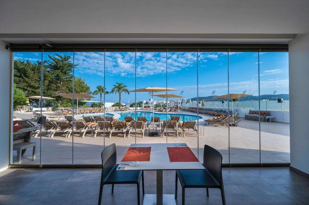 Restaurant, THB Ocean Beach, Ibiza