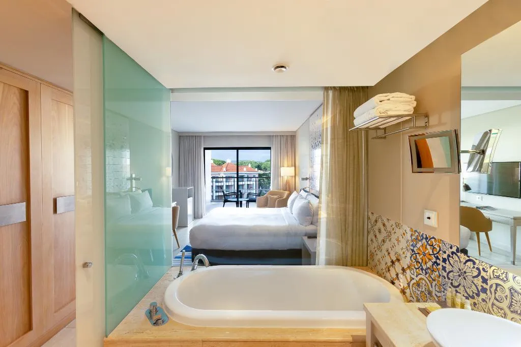 FAMILY ROOM STANDARD Room, Hilton Vilamoura As Cascatas Golf Resort & Spa, Algarve