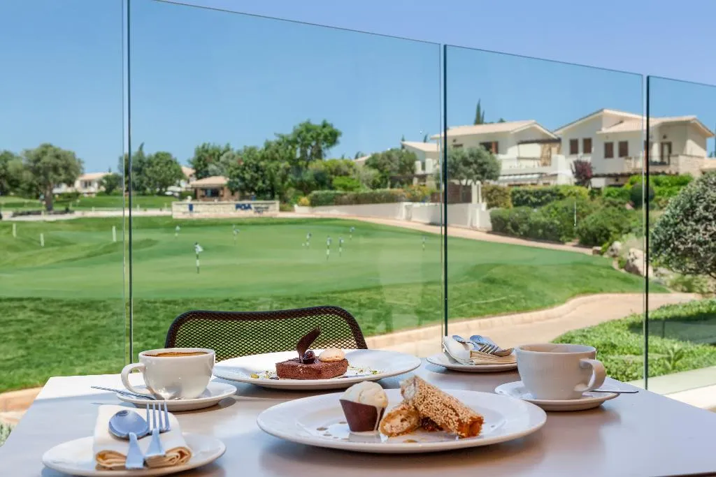 Restaurant, Aphrodite Hills Residences Superior Villas, Cyprus