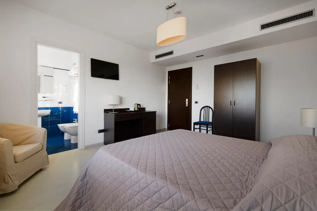 Double or Twin STANDARD Room, Sorriso, Venice