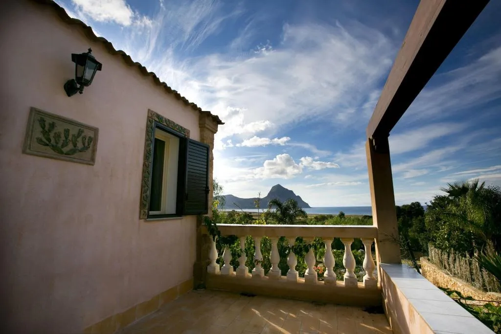General view, Cala Dell'Arena, Palermo