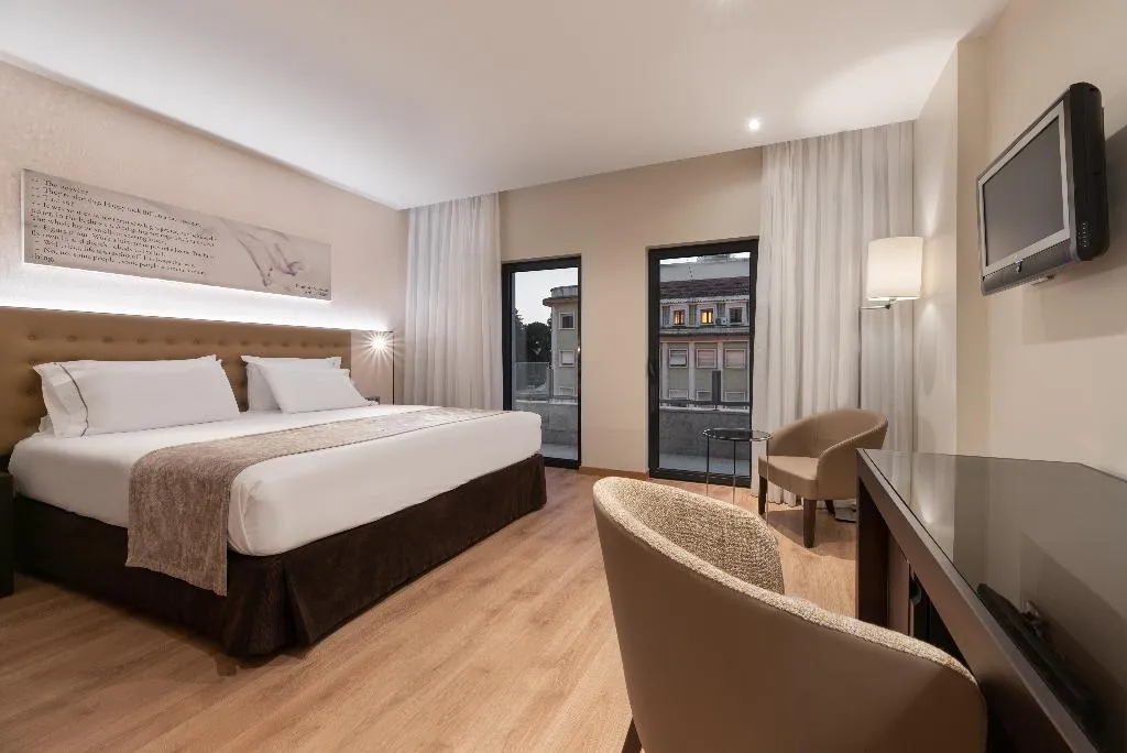Double or Twin DELUXE Room, Eurostars das Letras, Lisbon