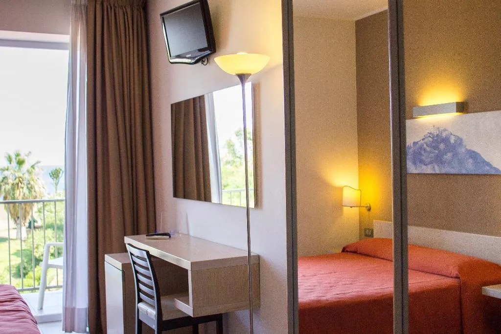 DOUBLE DELUXE Room, Villa D'Amato, Palermo