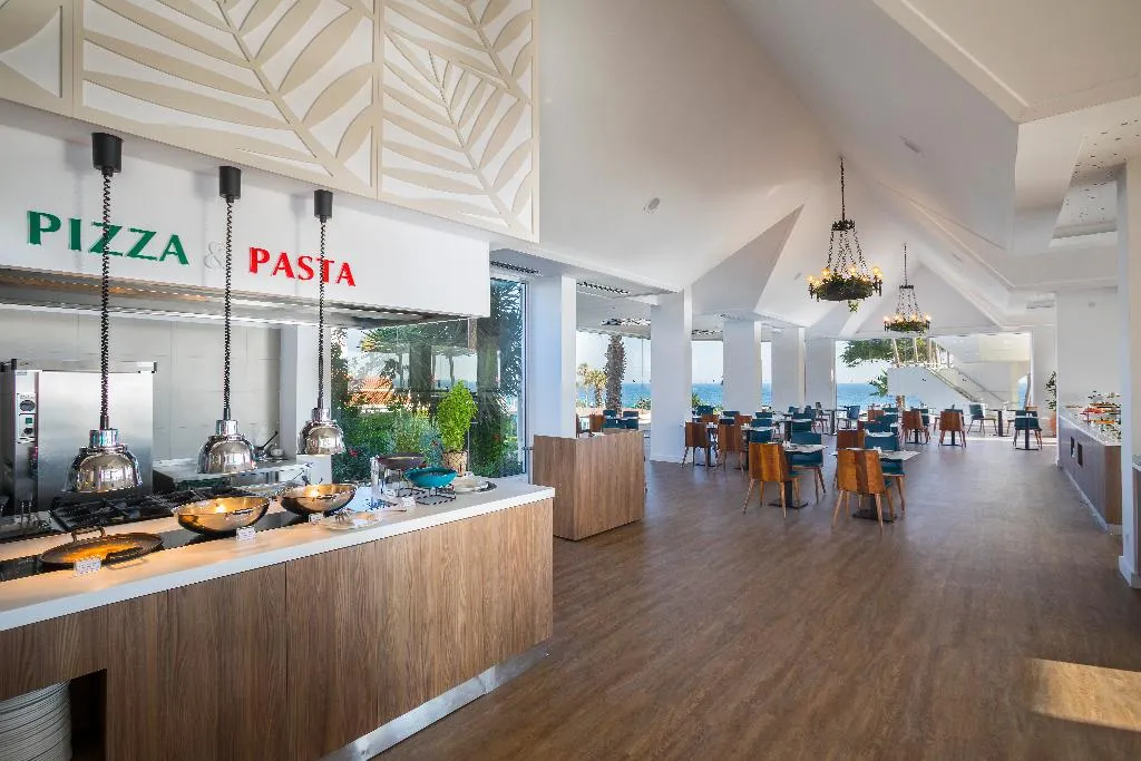 Restaurant, Leonardo Plaza Cypria Maris Beach Hotel & Spa, Cyprus