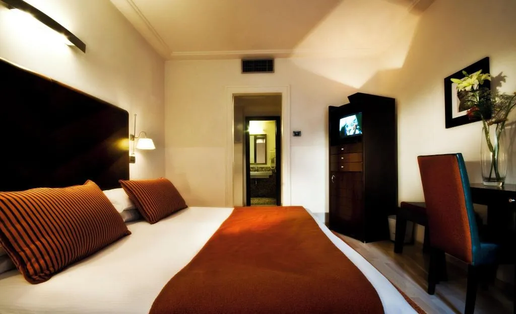 Room, Ariston, Rome