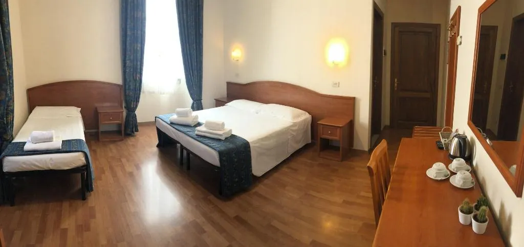 Room, Soggiorno Madrid, Florence