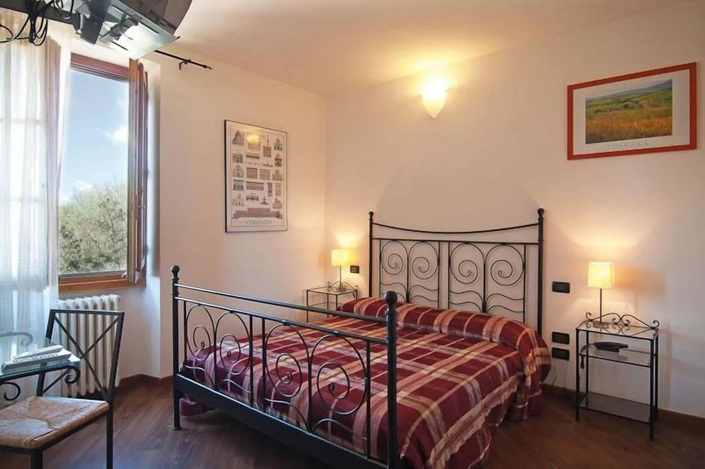 Room, Arco Antico, Florence