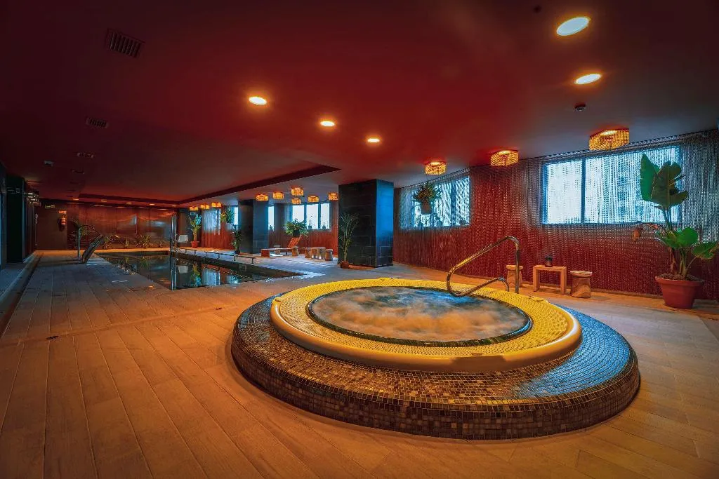 Sports and Entertainment, Melia Valencia, Valencia