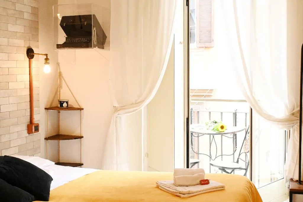 Double or Twin DELUXE Room, Napoli Cityscape, Naples