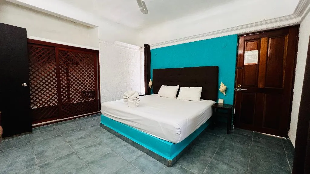 QUADRUPLE DELUXE Room, Mayan Art 10 Avenue, Playa Del Carmen