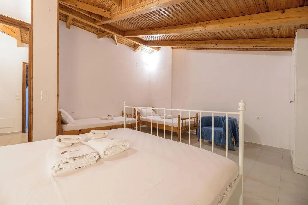 Room, Denise Studios & Apartments, Zante