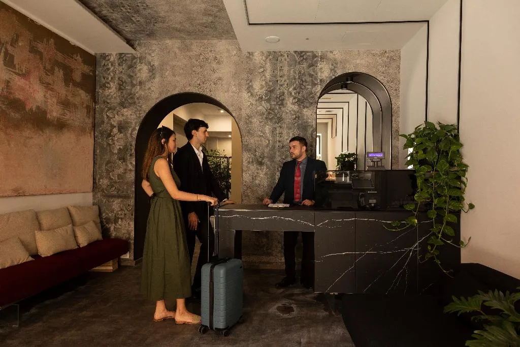 Lobby, Regno, Rome