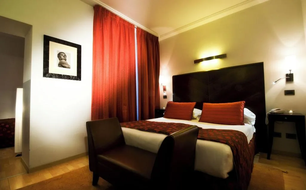 Room, Ariston, Rome