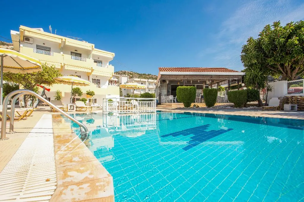 Pool, Maroula, Rhodes