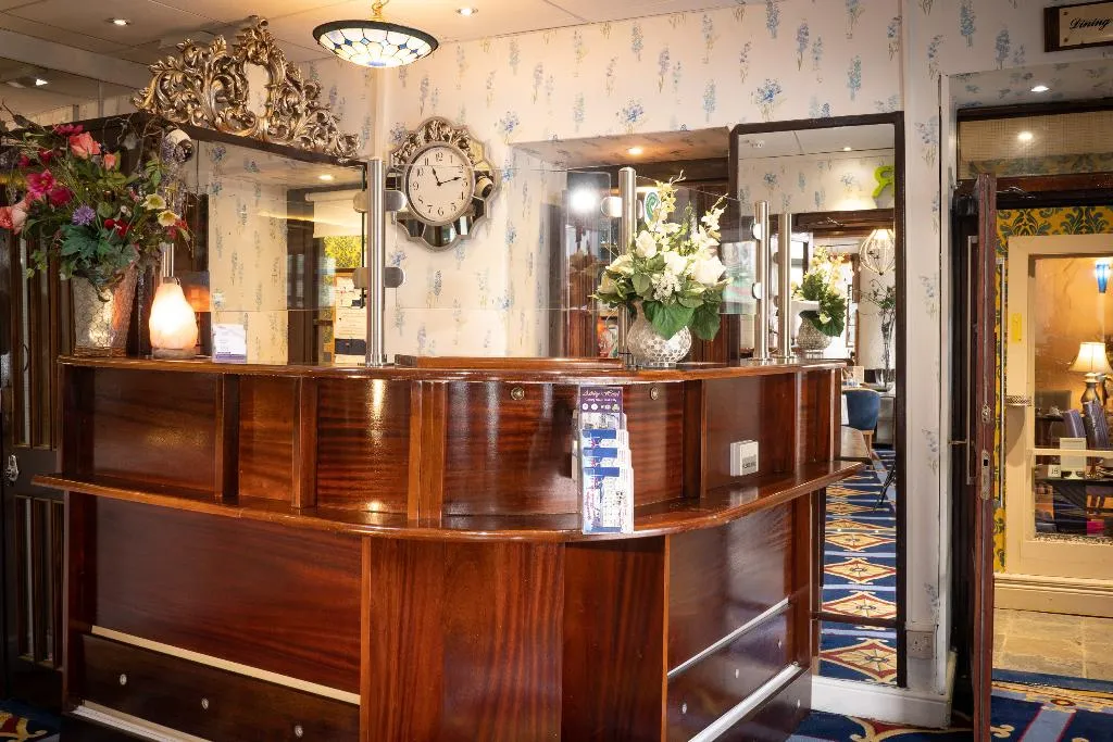 Lobby, Ashley Hotel, Cork