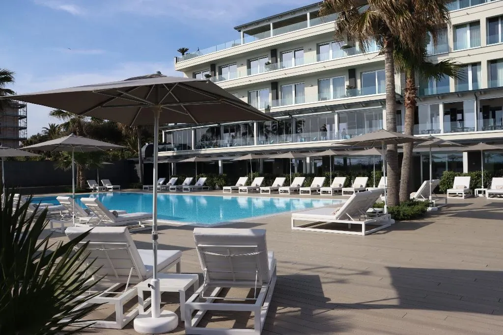 Pool, Resort Tre Fontane, Naples