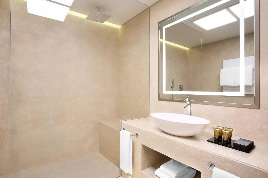 DOUBLE PREMIUM KING BED Room, Excelsior Hotel Gallia, a Luxury Collection Hotel, Milan